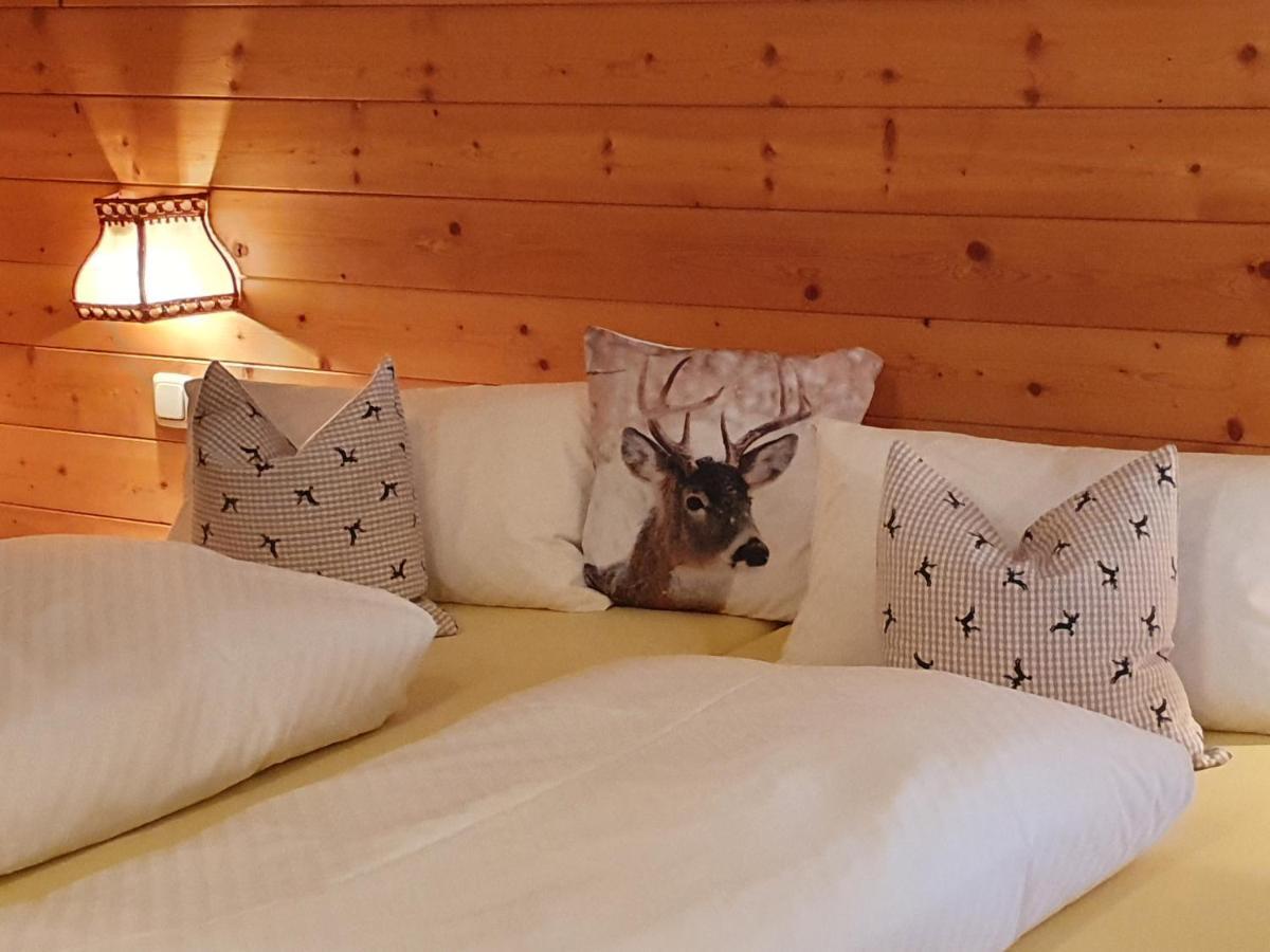 Gaestehaus Tirolergruss Pettneu am Arlberg Buitenkant foto